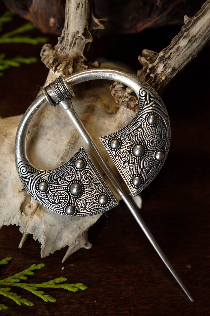 Gaelic brooch Ballyspellan, silvered bronze