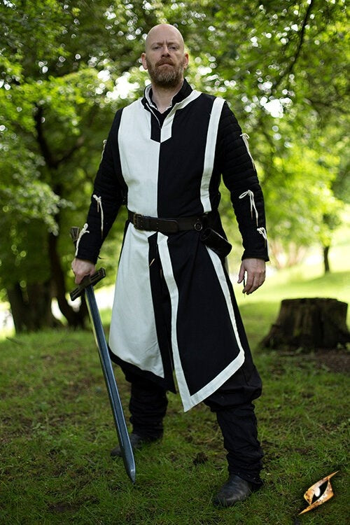 Tabard Geoffrey, black-white