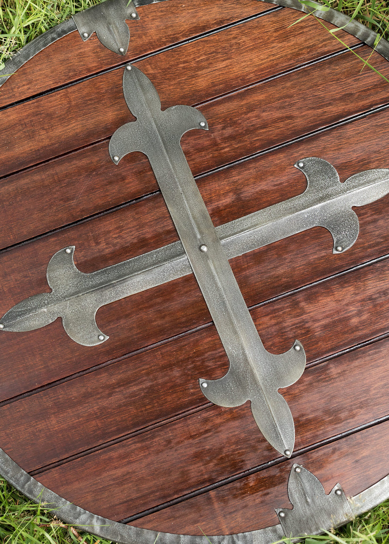 Houten rondschild met kruis