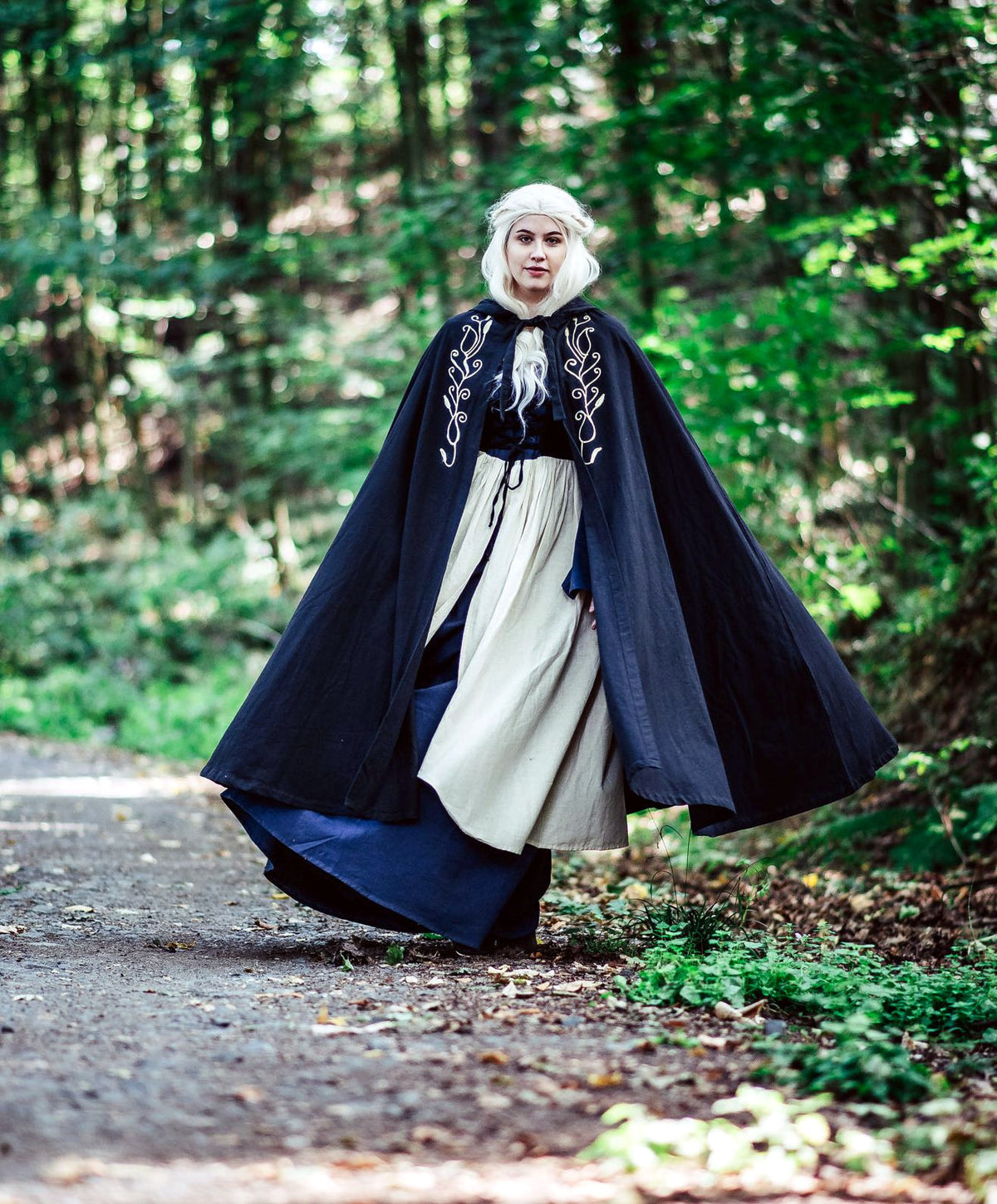 Cloak Serafina, black