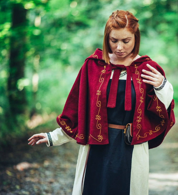 Chaperon Runa, red, wool blend