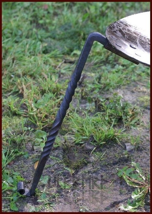 Piastra da fuoco da campo con piedini