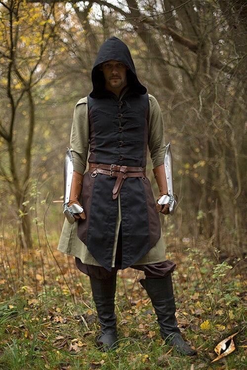 Sleeveless coat Assassins Creed, brown-black