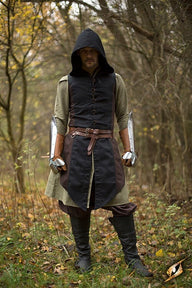 Sleeveless coat Assassins Creed, brown-black