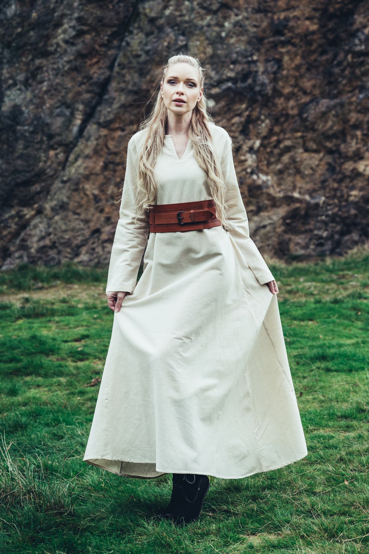 Viking dress Valdis, natural