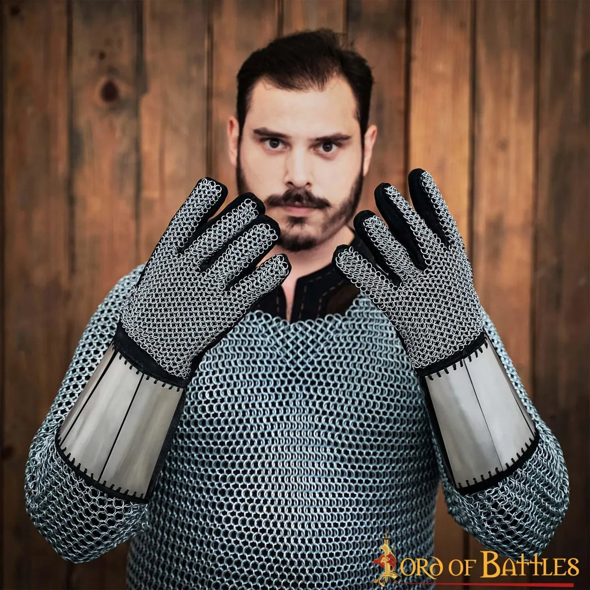 Chain mail gloves with steel plates, butted, 6 mm