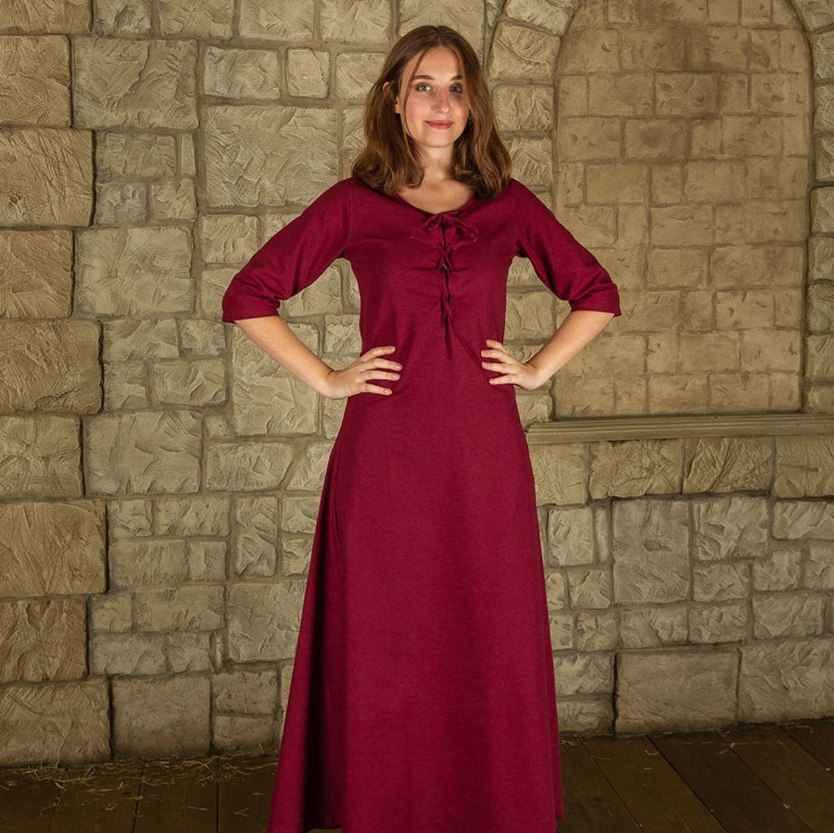 Medieval dress Irene, red