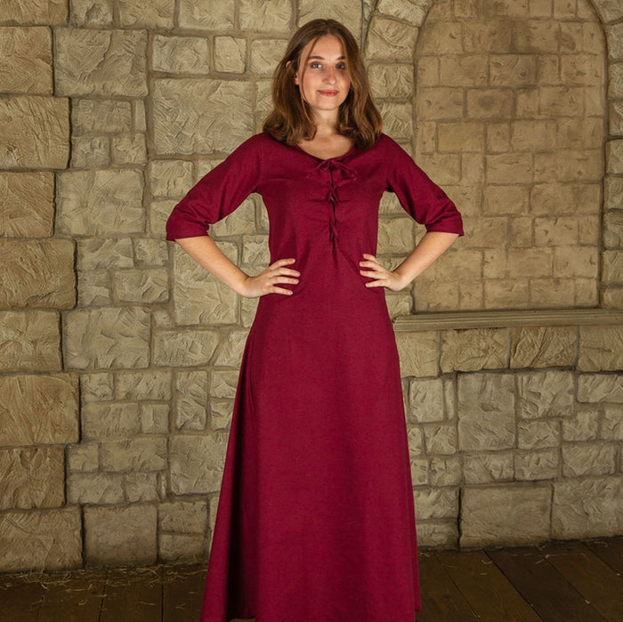 Medieval dress Irene, red