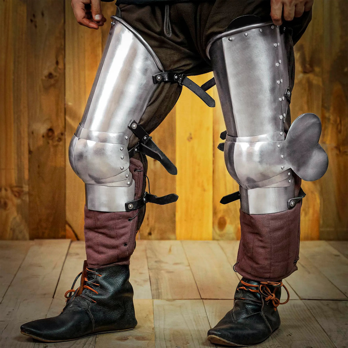 Late 14th century leg armour, cuisses, 1.6 mm