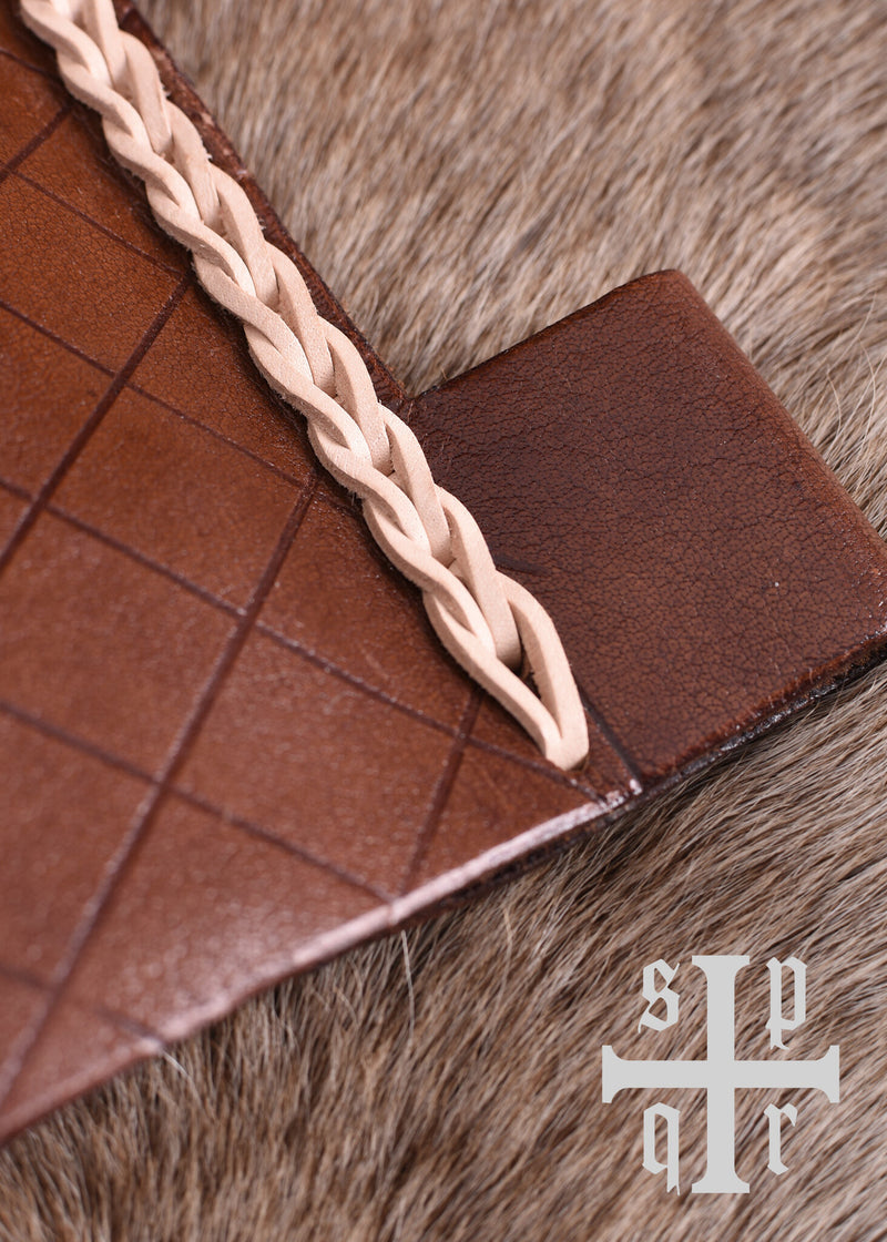 Sacoche de ceinture médiévale du XIVe siècle