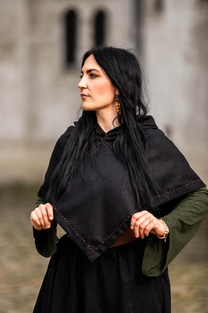 Skjoldehamn hood Halfdan, black, wool mix