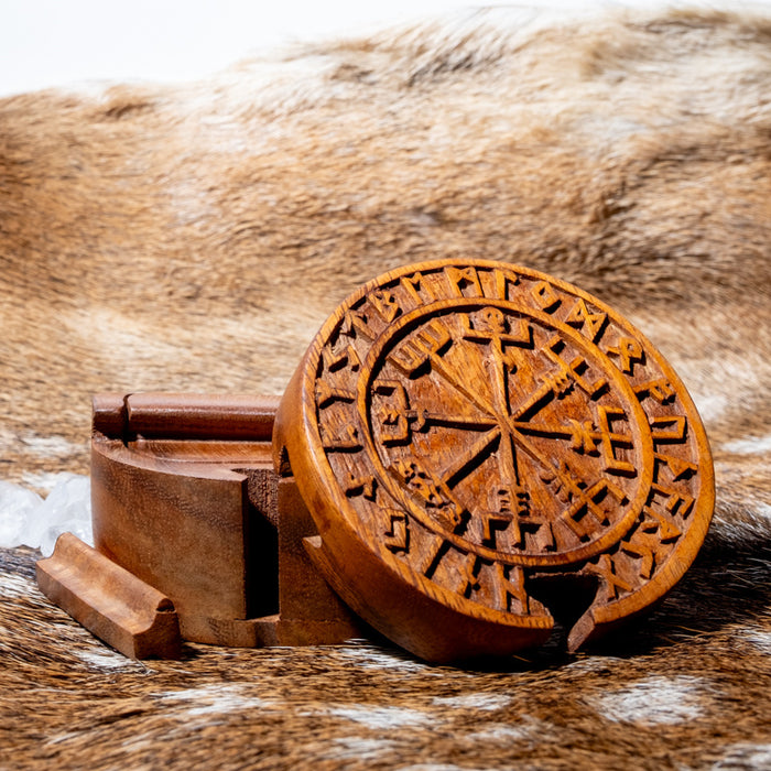 Jewellery box Vegvisir, wood