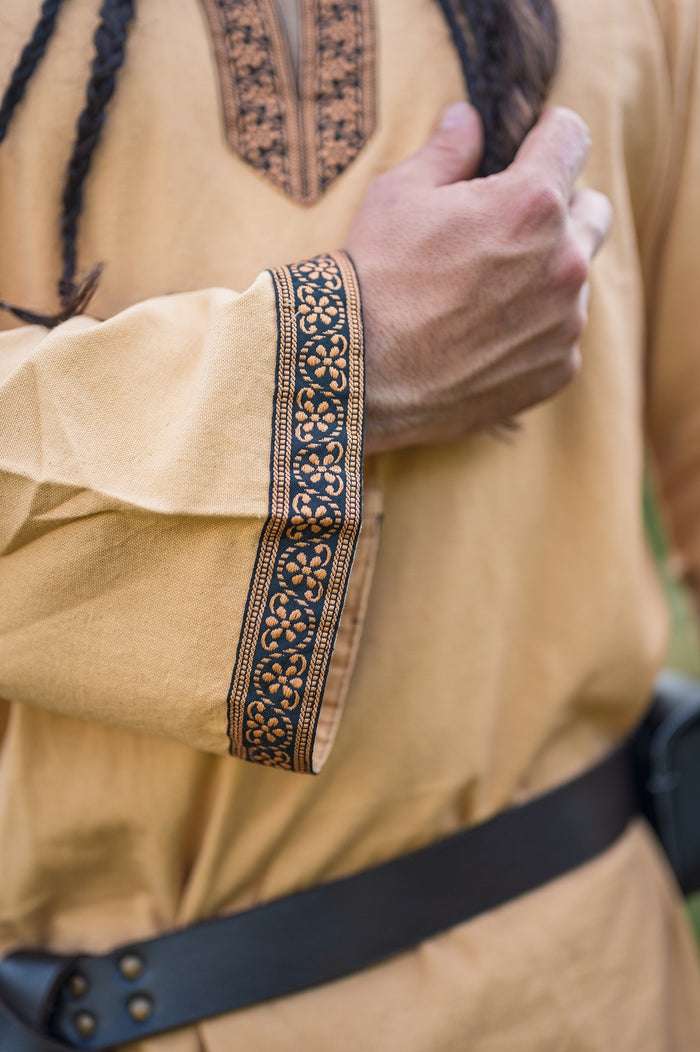 Germanic Thorsberg tunic Wulfhard, honey brown