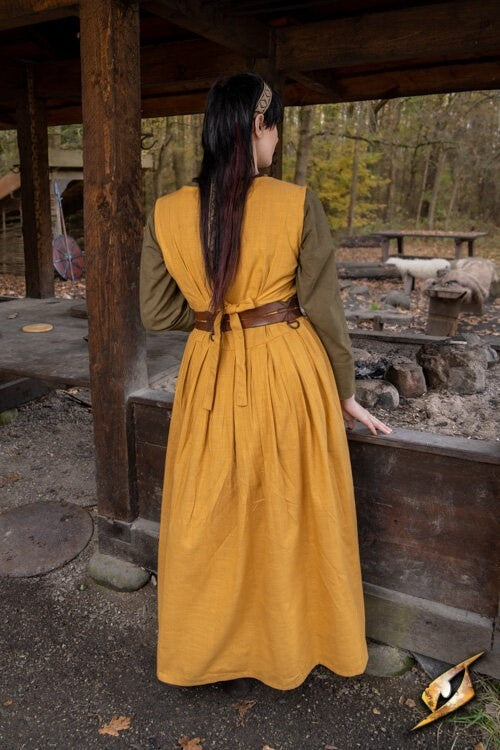 Kirtle Adelina, yellow