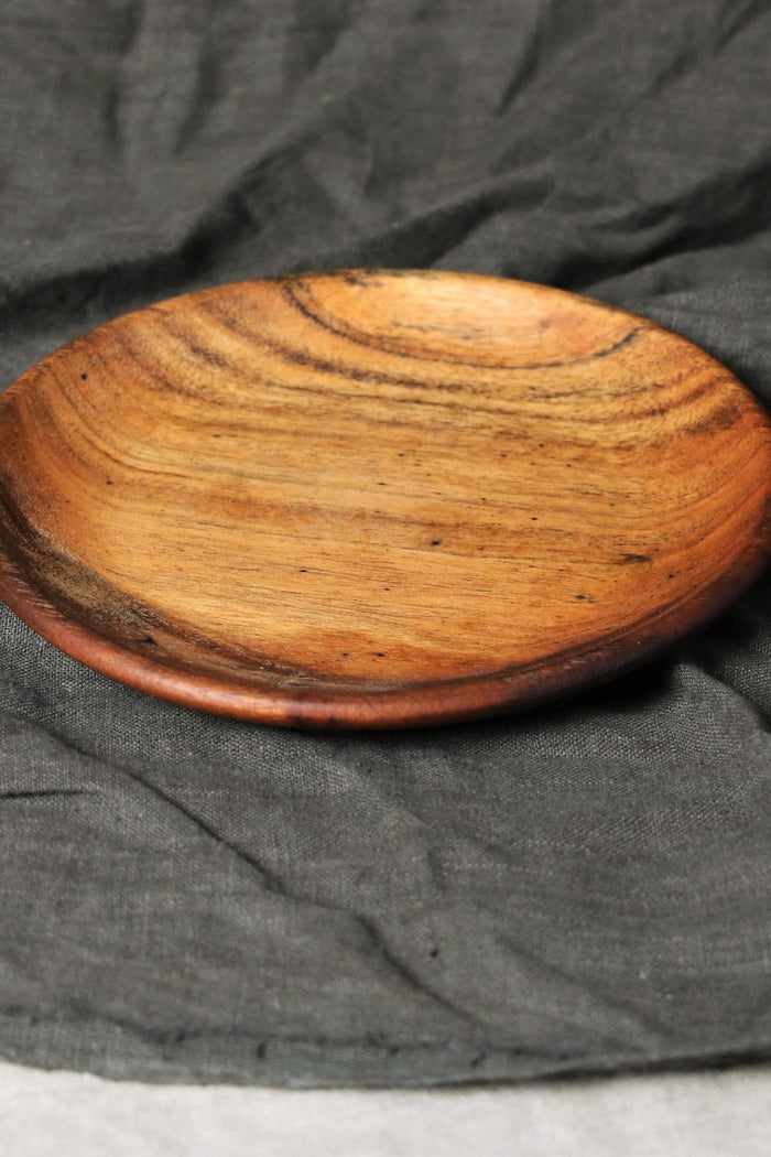 Medieval wooden plate