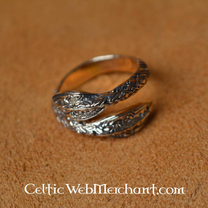 Roman snake ring Herculaneum, bronze