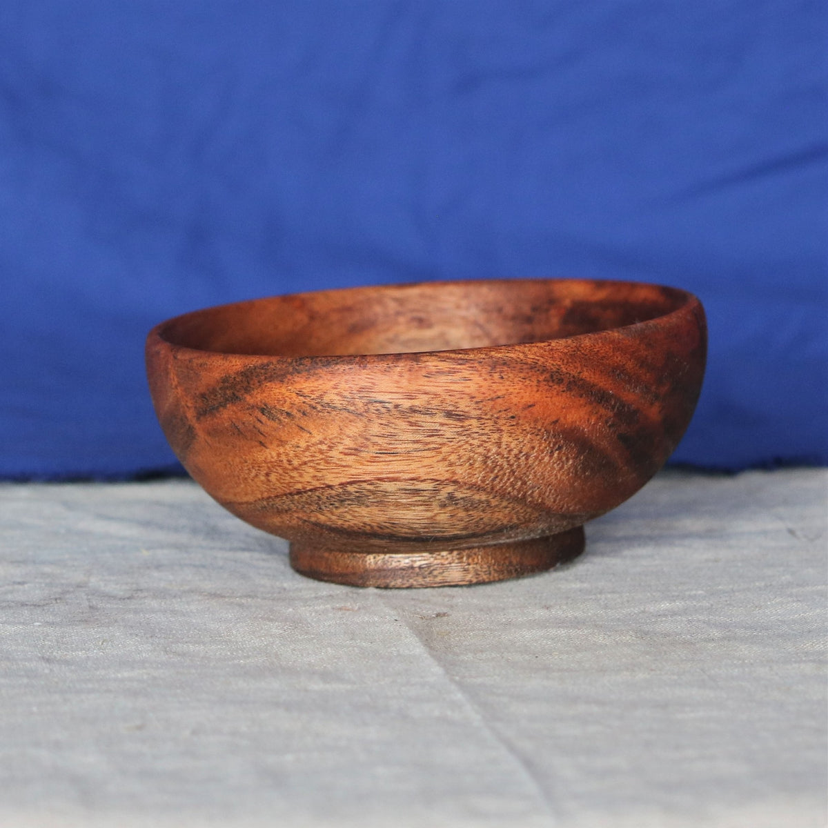 Medieval wooden bowl L