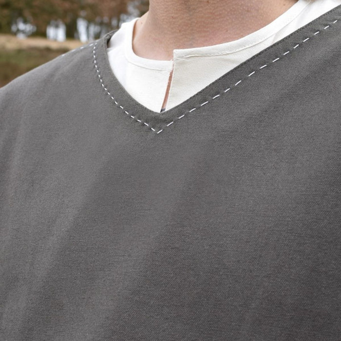 Medieval tunic Kragelund hand-stitched finish, olive green