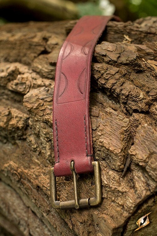 Leather belt Aruthia, red, 160 cm