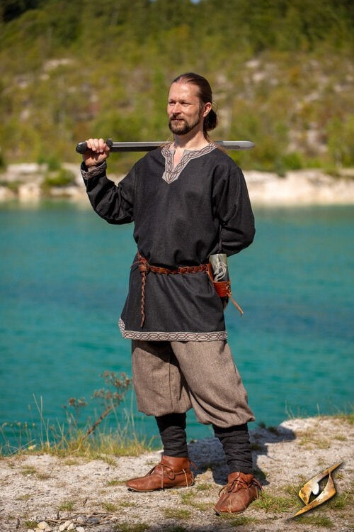 Viking tunic Hilmar, herringbone, black, wool blend