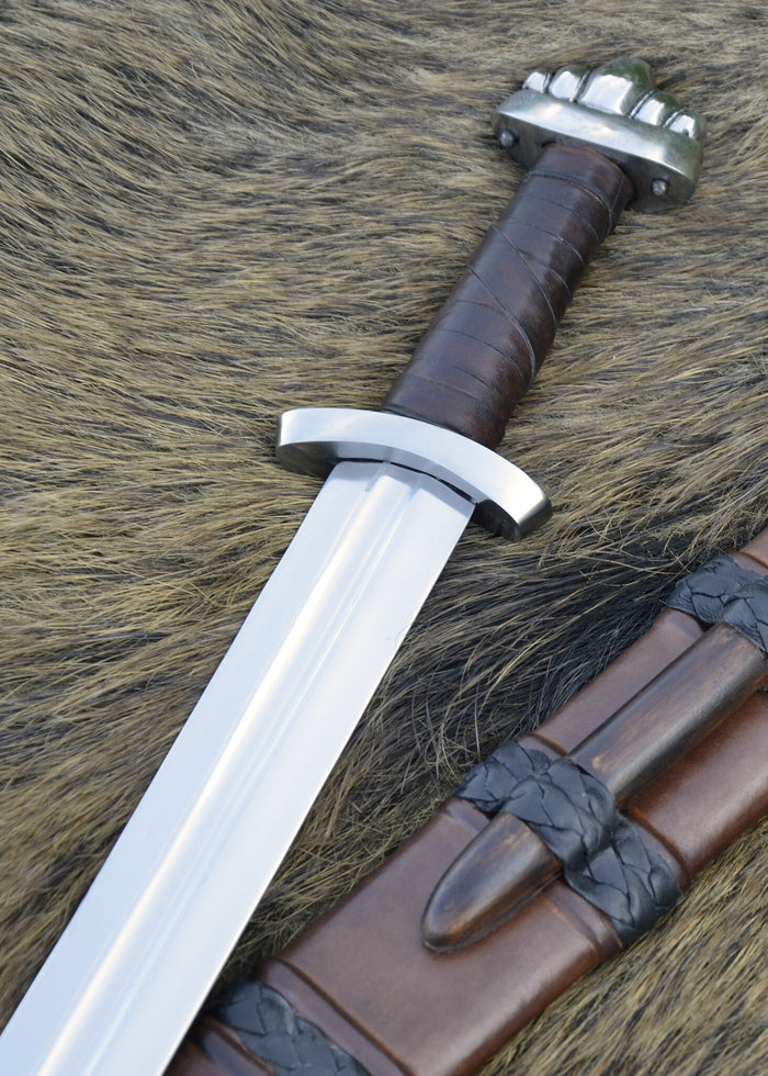10th century Viking sword, semi-sharp