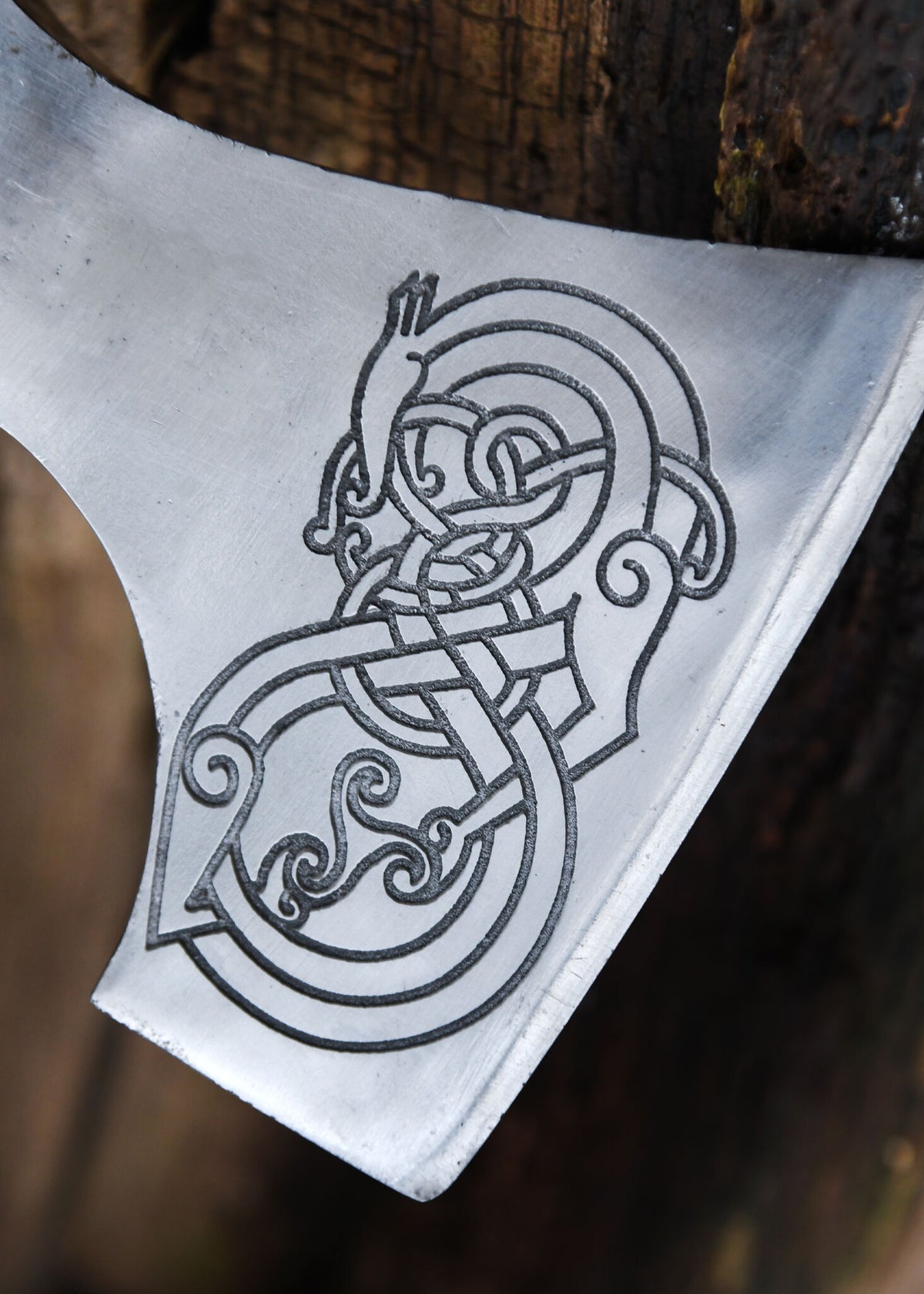 Viking axe, type D, engraved, semi-sharp