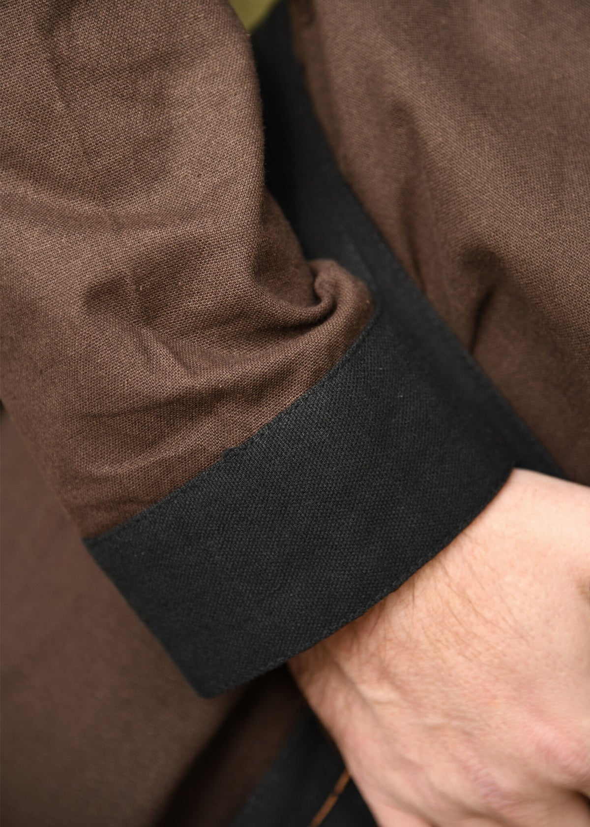 Medieval tunic Skjoldehamm, brown-black