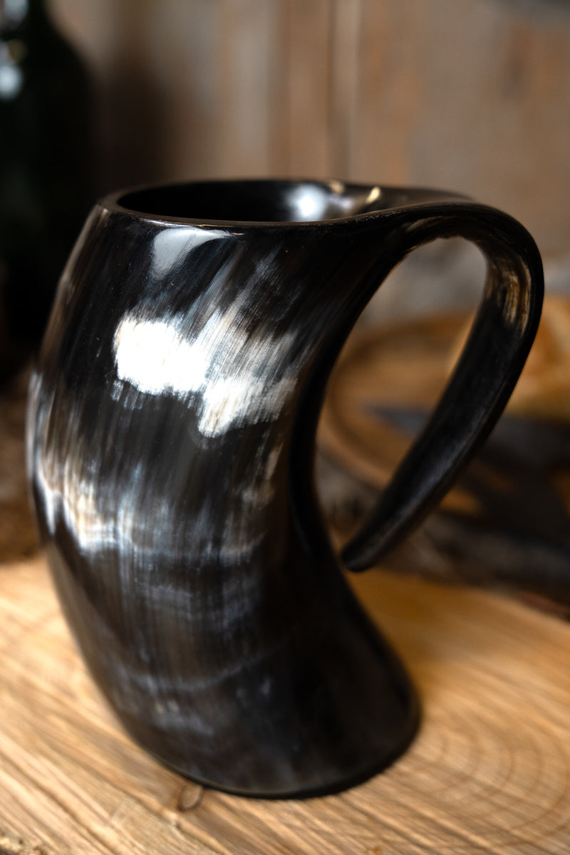 Viking horn mug Fenrir, 500-650 ml