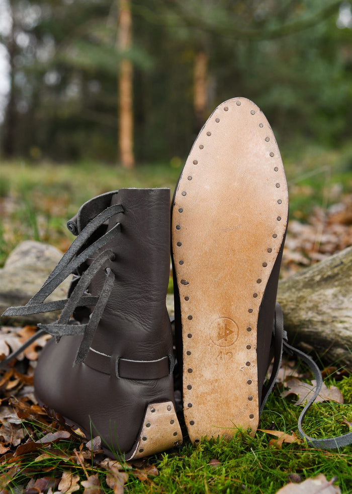 Haithabu shoes 9th-11th century
