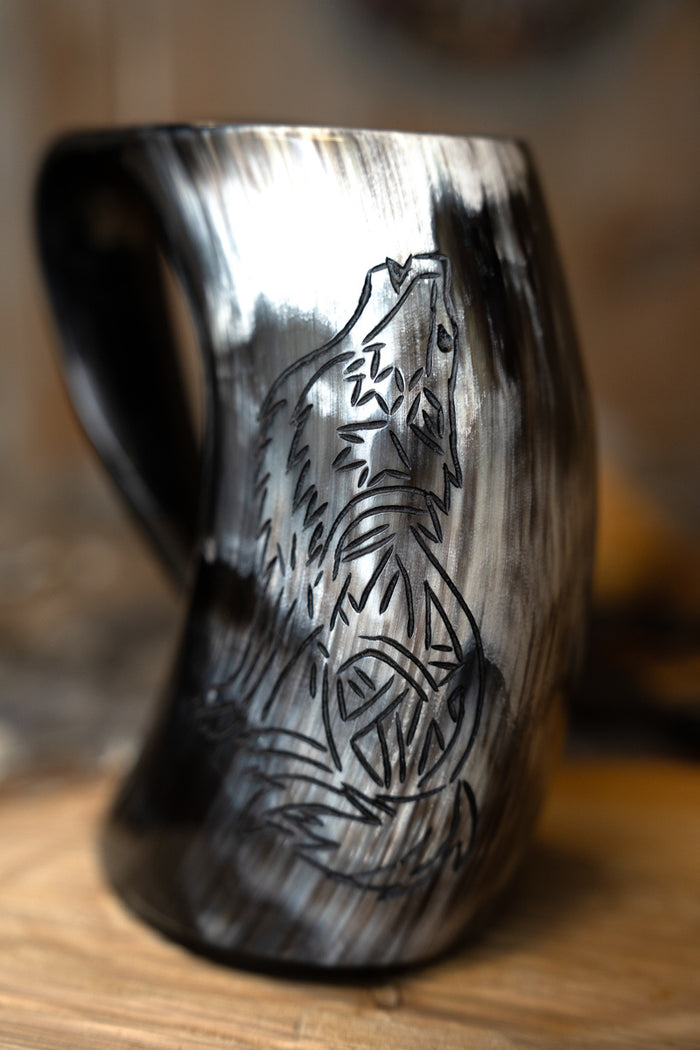 Viking horn mug Fenrir, 500-650 ml