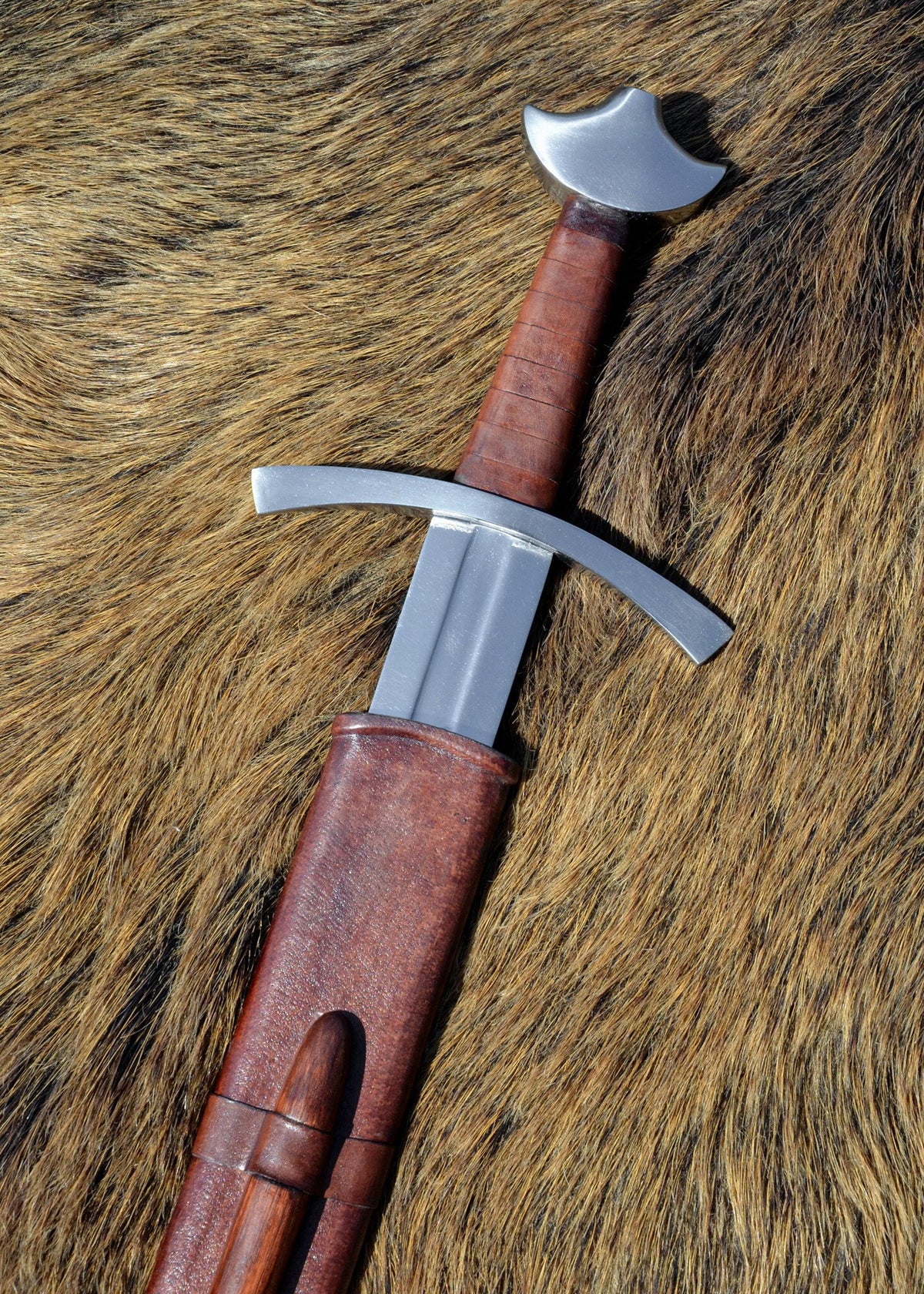 13th century single-handed sword, Oakeshott type XIII, blunt (battle-ready)