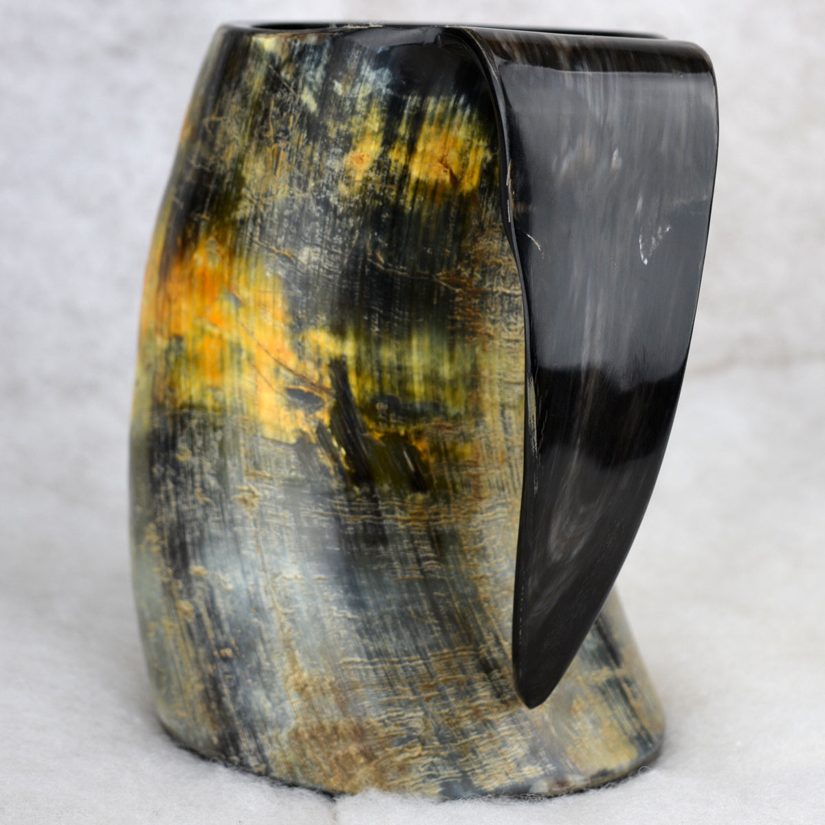 Horn large cup Dimmuborgir, 650-1000 ml