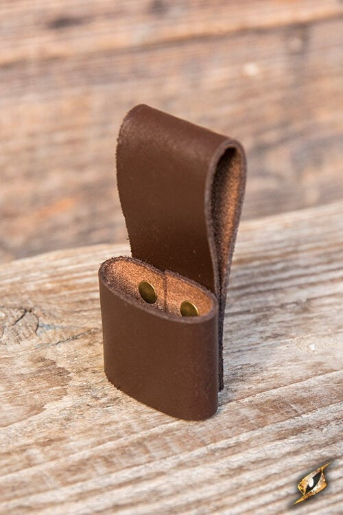 Belt holder for 1 LARP throwing knife, brown