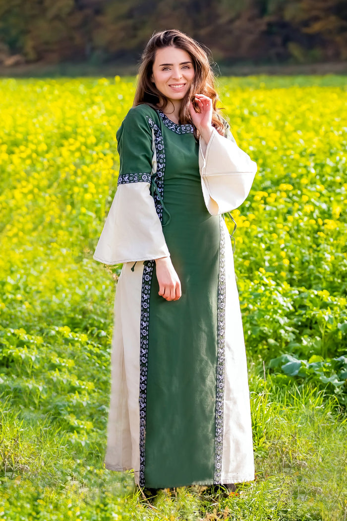 Dress Cleena green-white
