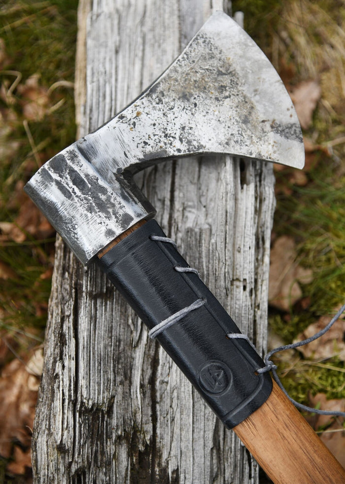 Leather axe guard, black