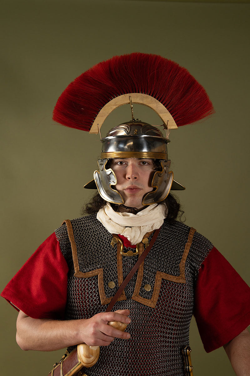 Crest Holder