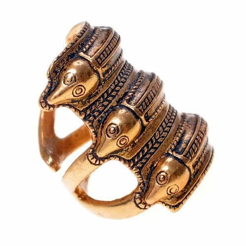 Germanic Iron Age ring Segerstad, bronze