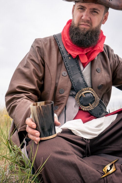 Hornbecher Adventurer, dunkel, 300–500 ml