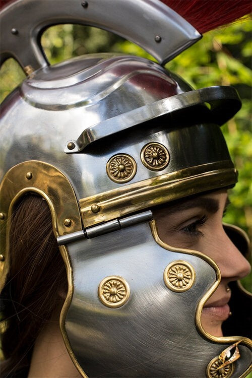 Roman legionary helmet with red crest, 1-1.2 mm
