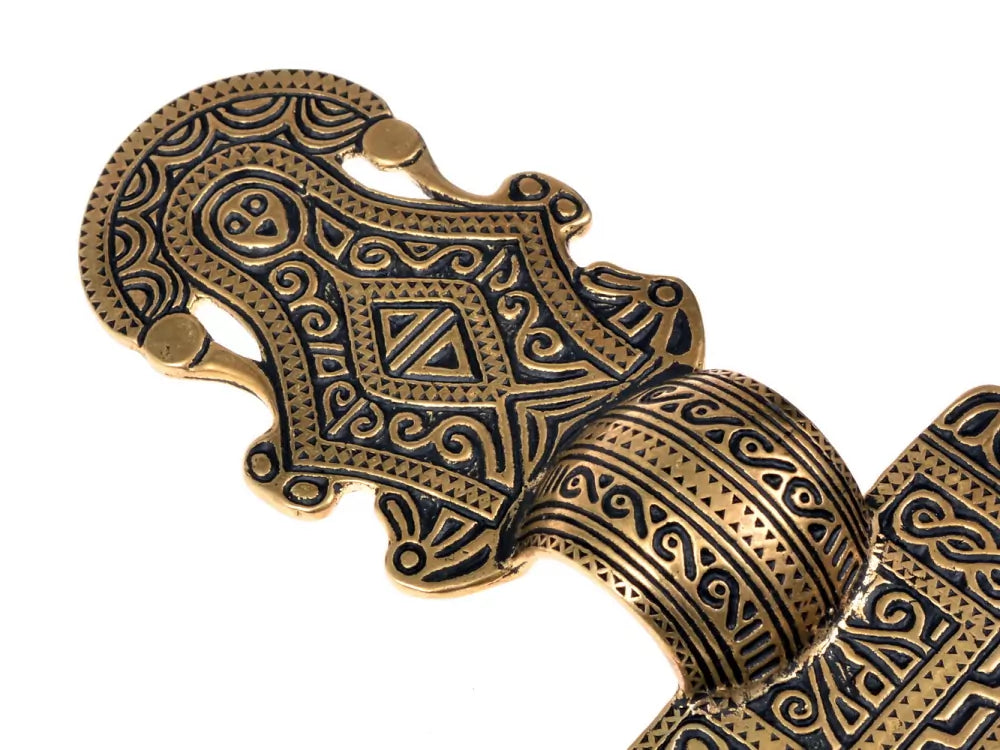 Alemannian crossbow fibula Norendorf, bronze