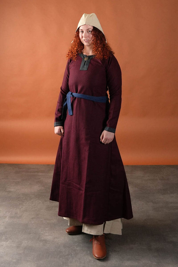 Woolen Viking dress Siggi, burgundy red