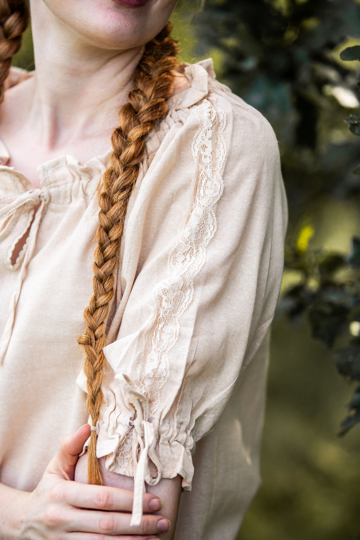Baroque blouse Rosamund, natural