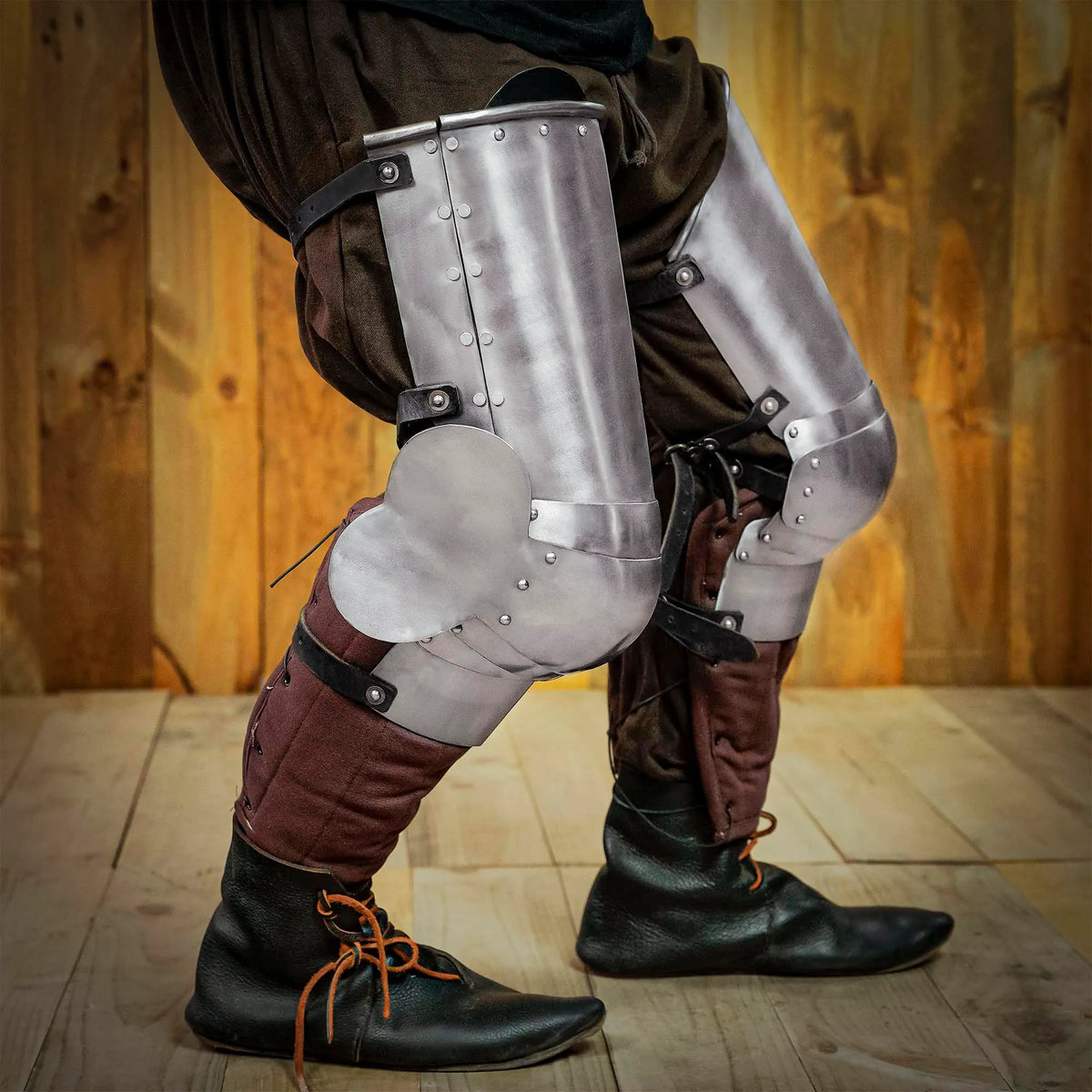 Late 14th century leg armour, cuisses, 1.6 mm
