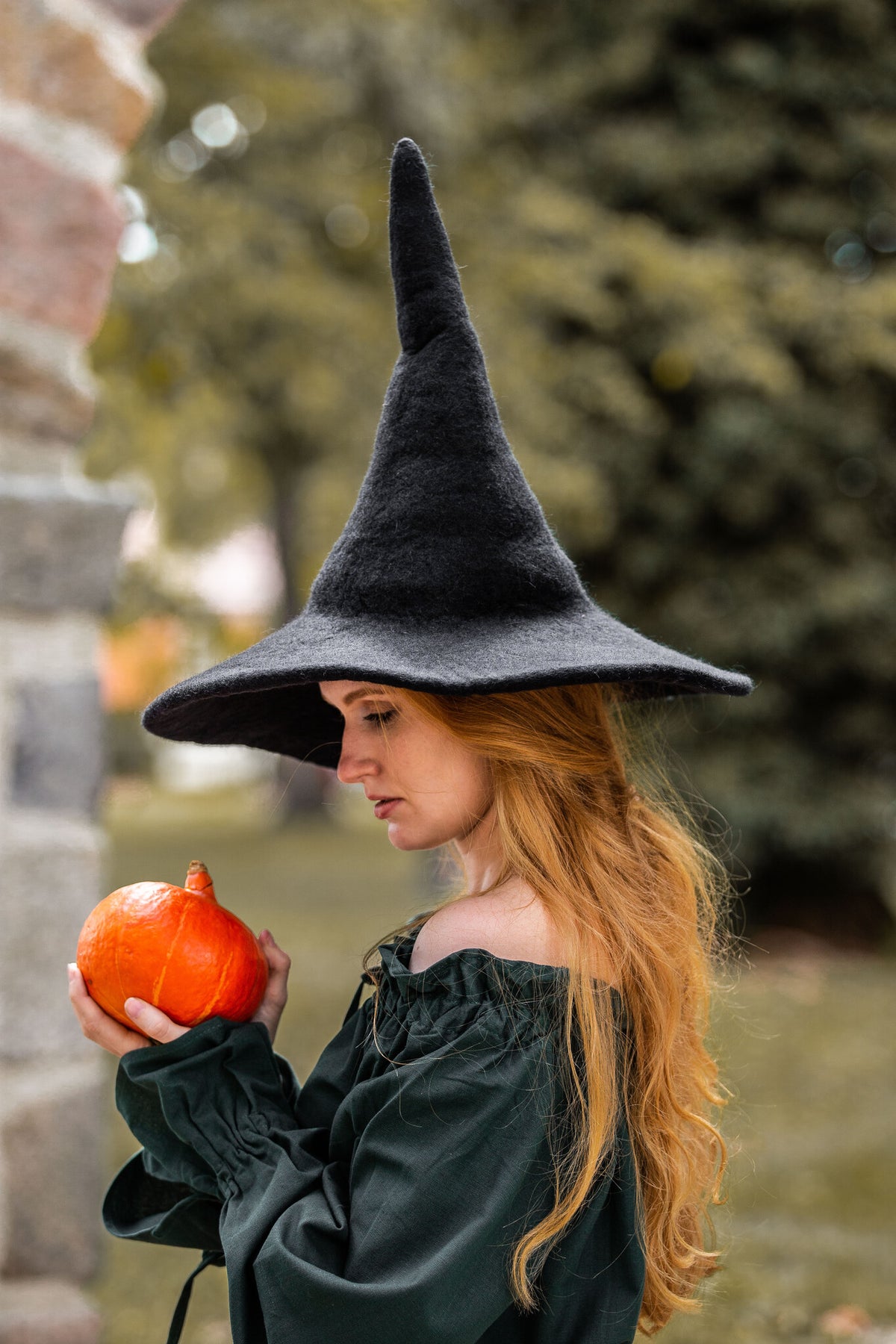 Witches hat, black, wool felt