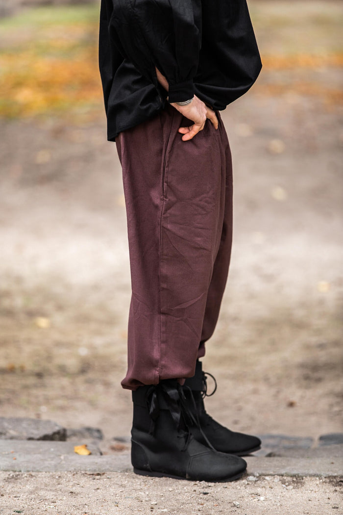 Venetians Charles, Renaissance Three-Quarter Trousers, brown