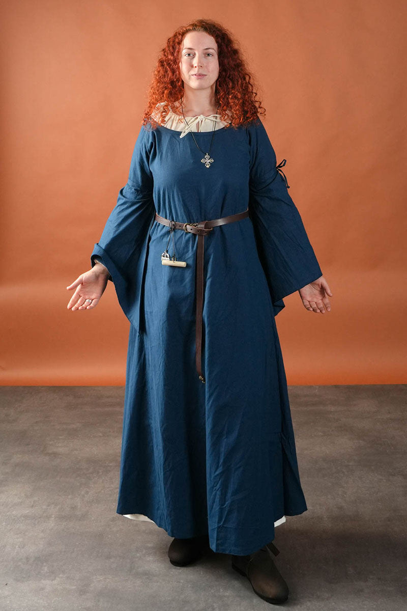 Robe gothique médiévale Iseult, bleue
