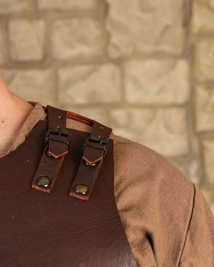 Leather cuirass Erend, brown