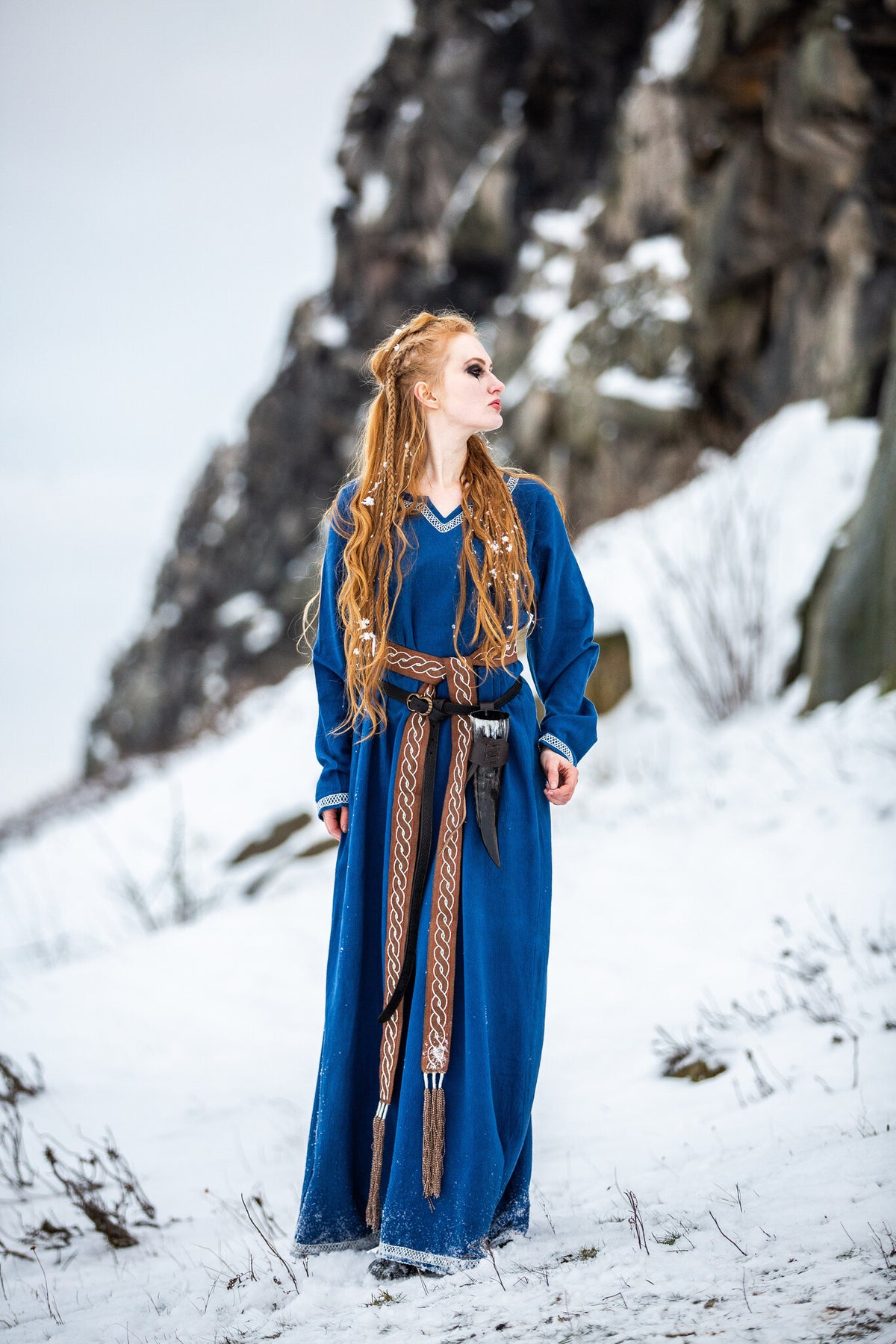 Early medieval dress Aelswith, blue