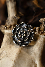 Tudor rose belt fitting (set of 5 pieces), silvered bronze