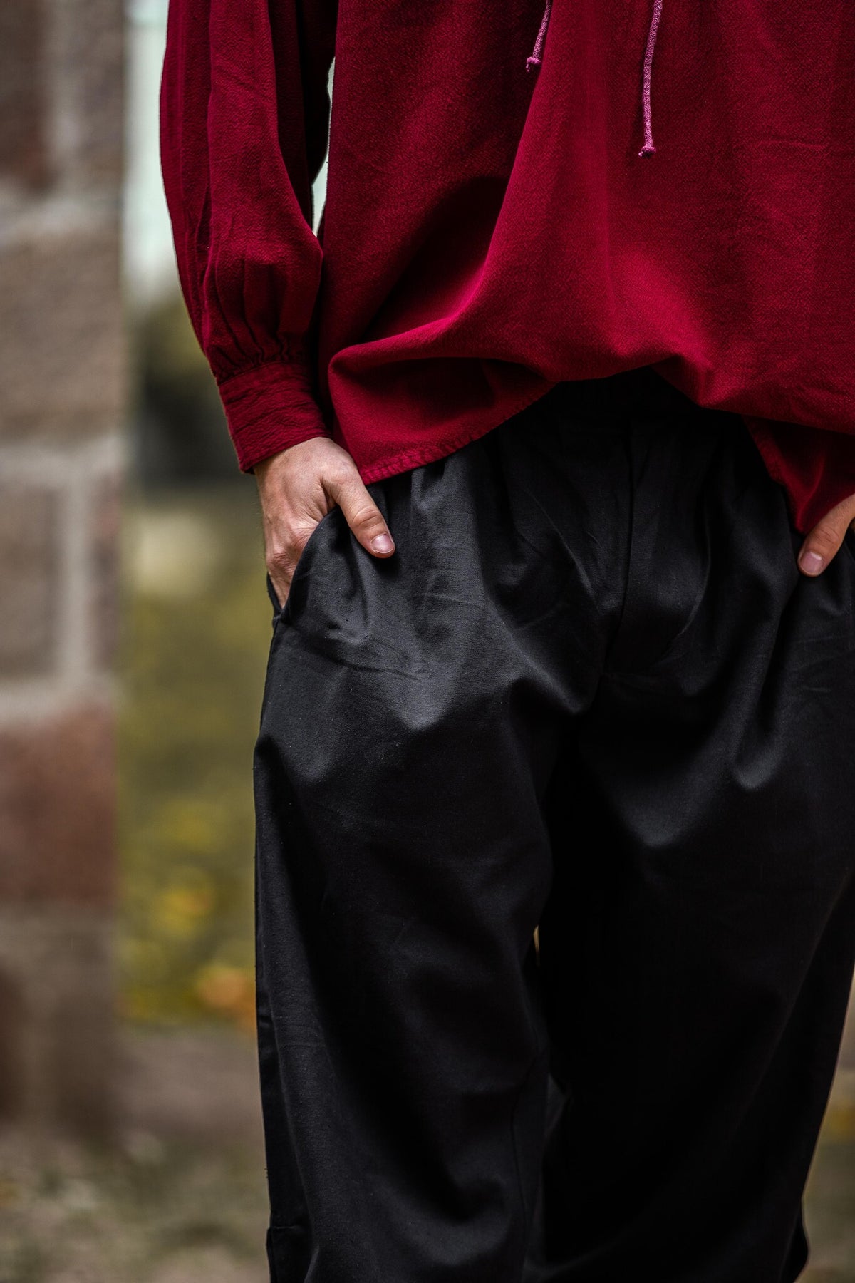 Venetians Charles, Renaissance three-quarter trousers, black